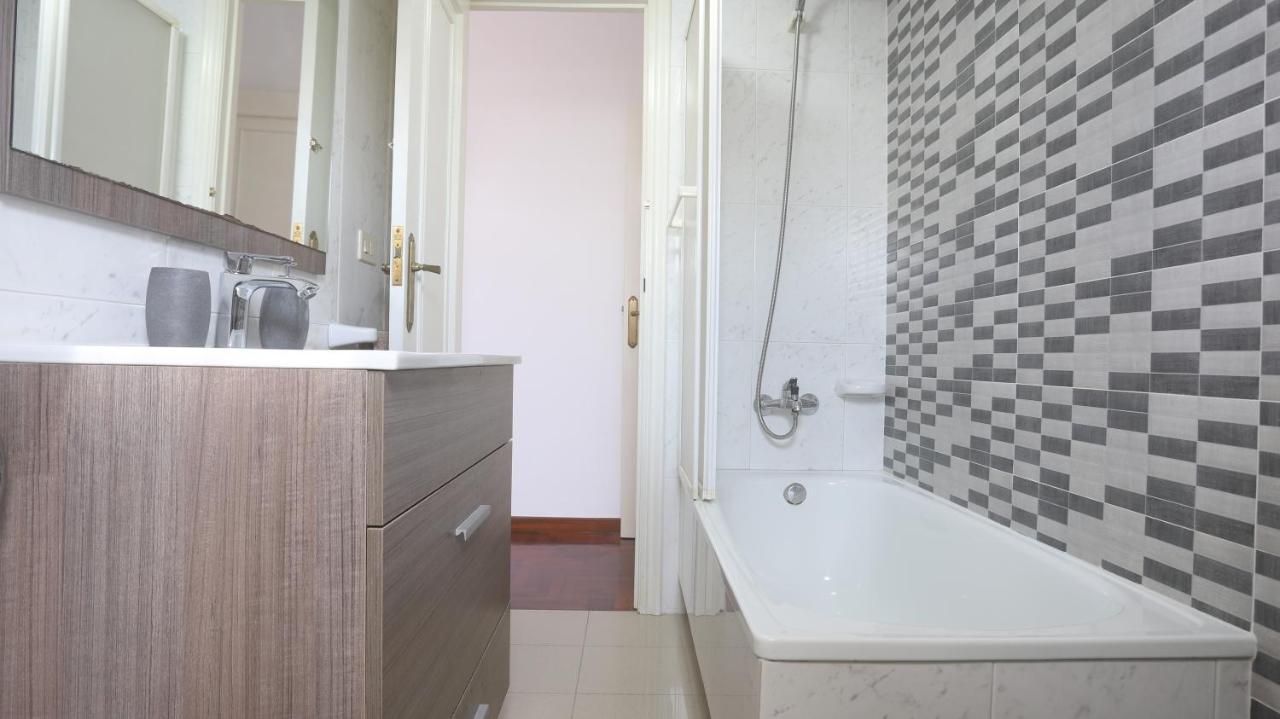 Atico Laxe Grande Apartment A Guarda Bagian luar foto